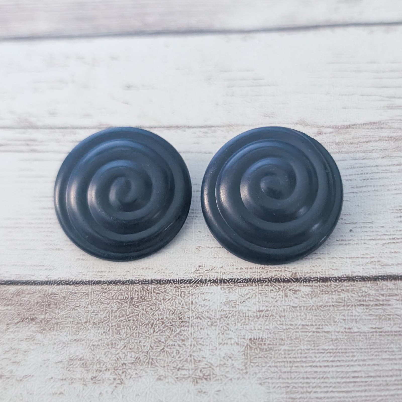 Vintage Clip On Earrings Dark Blue Swirl Circle