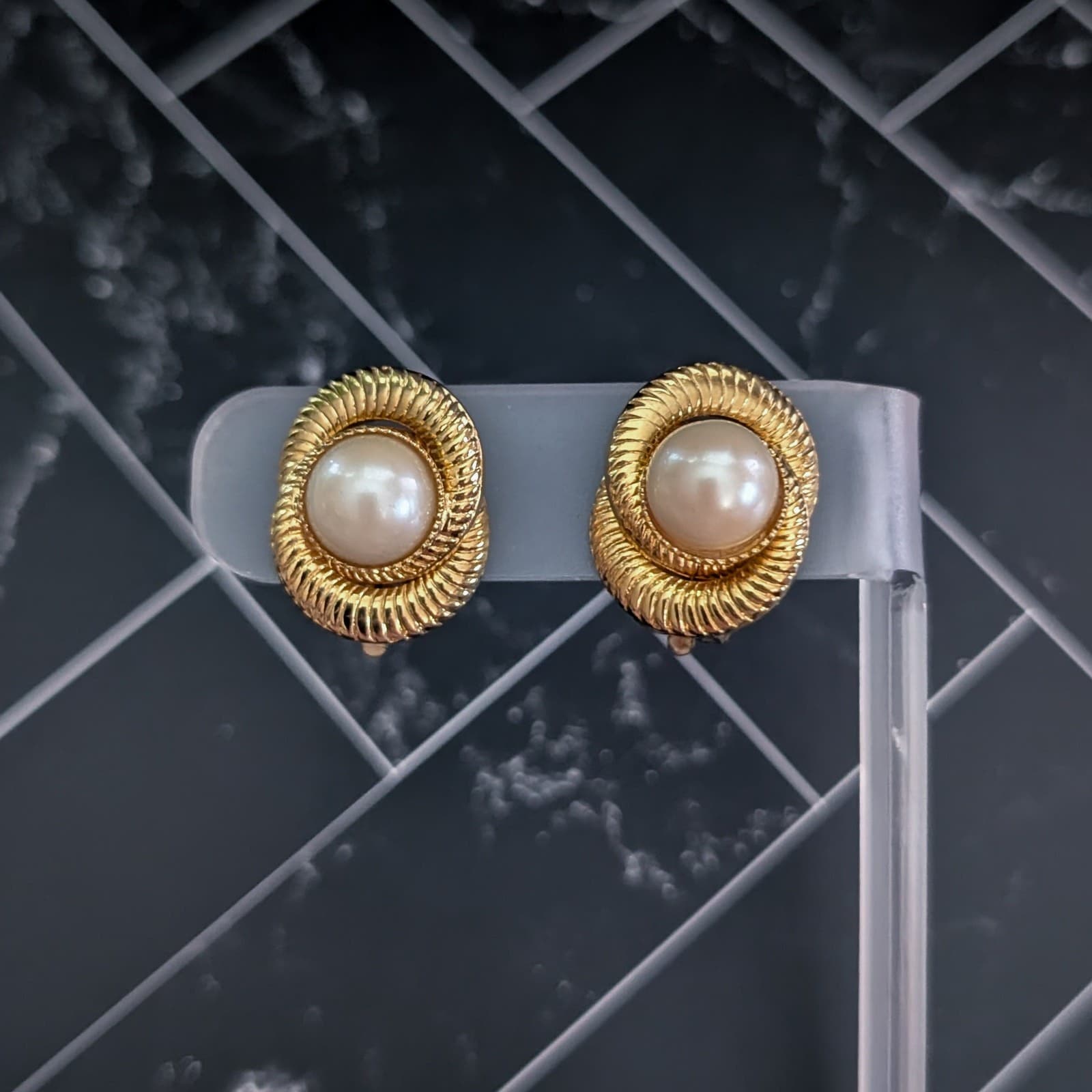 Vintage Clip On Earrings Gold Tone & Faux Pearl Elegant & Stylish Statement