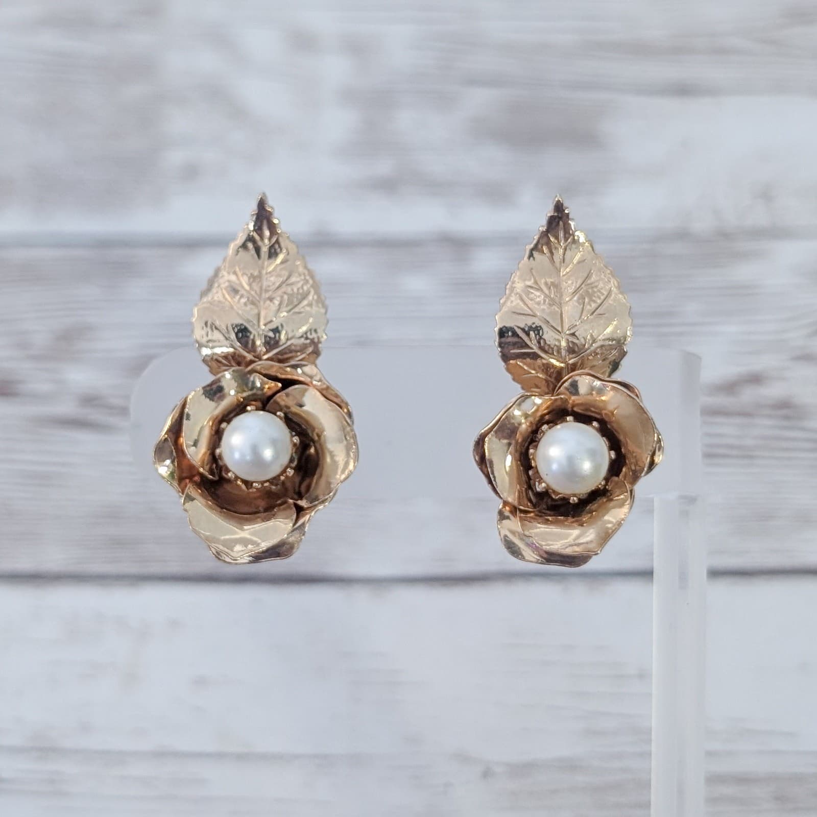 Vintage Clip On Earrings Large 1 & 3/8" Gold Tone Flower, Leaf & Faux Pearl