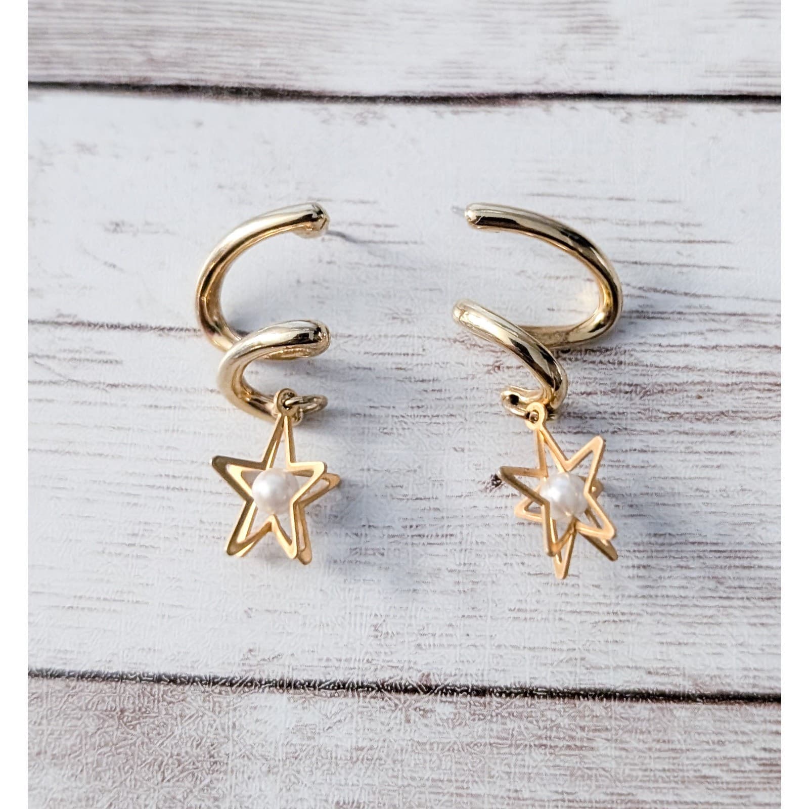 Vintage Earrings for Pierced Ears Twist Dangle with 3D Star & Faux Pearl