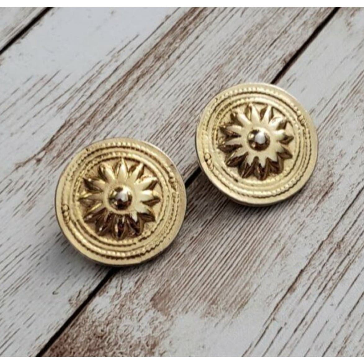 Vintage Clip On Earrings - Gold Tone Starburst Circle Design
