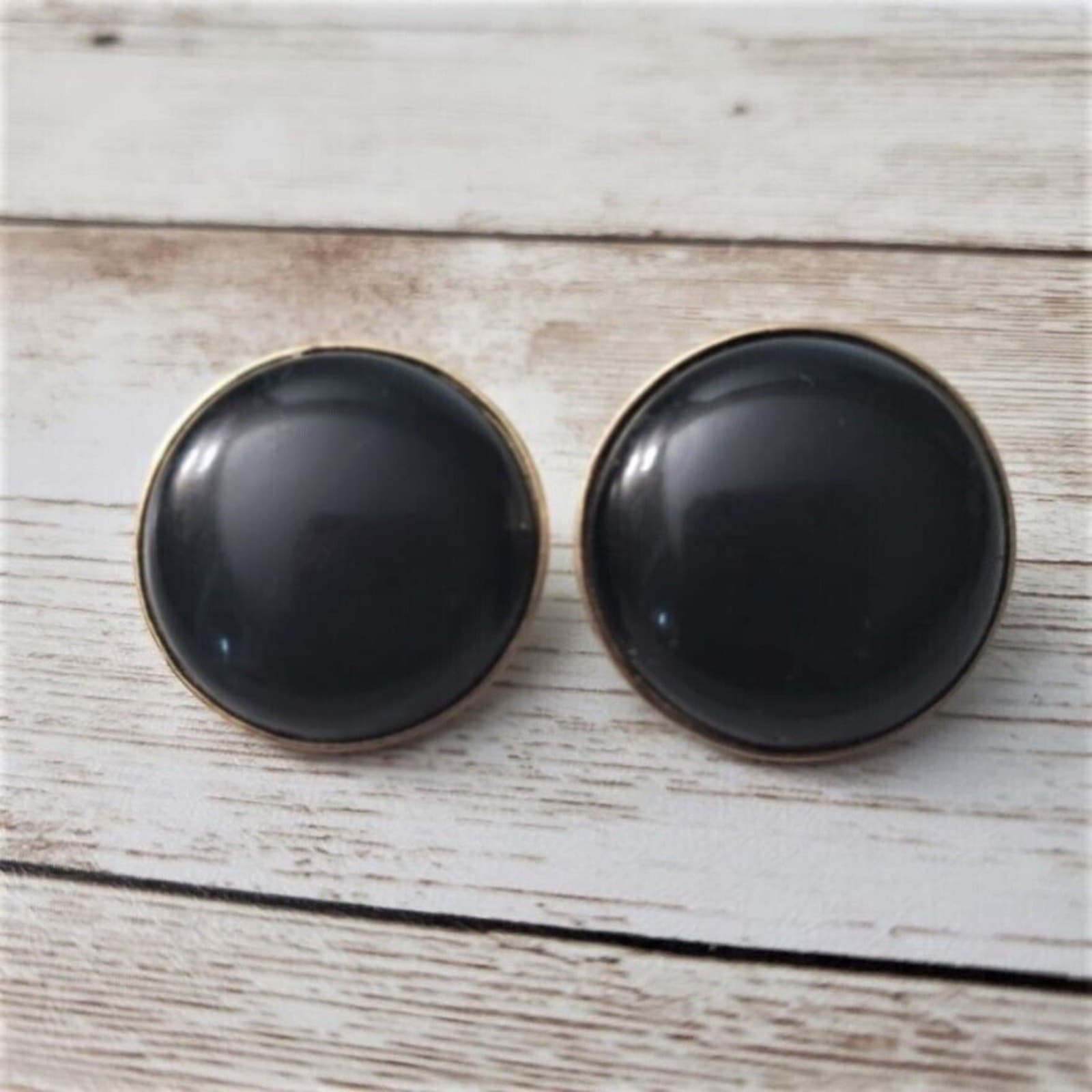 Vintage Trifari Clip On Earrings Black Circle with Thin Gold Tone Halo Large