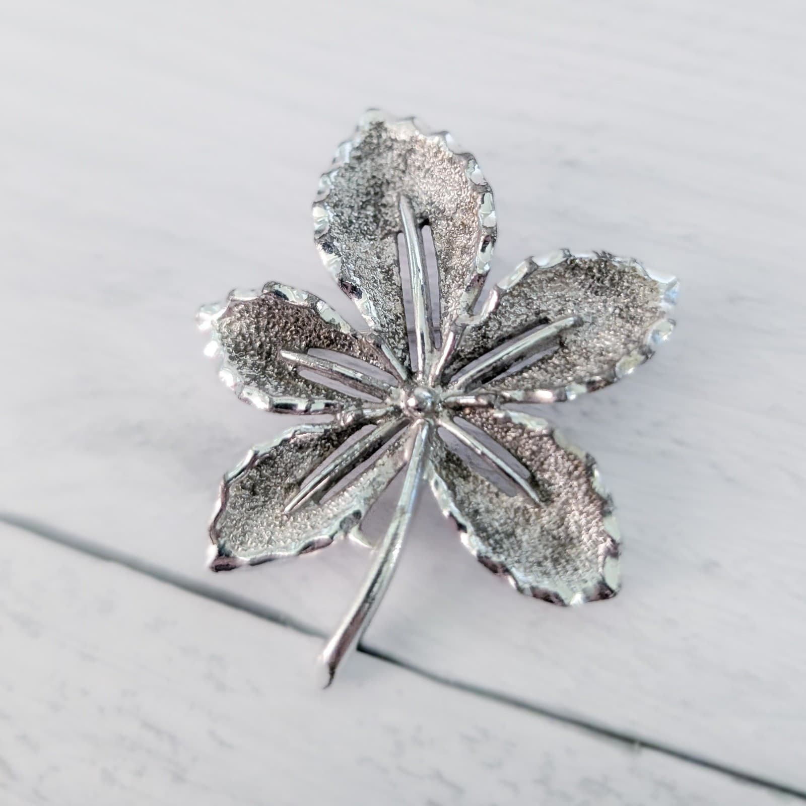 Vintage Sarah Coventry Brooch Silver Tone Large Leaf Statement