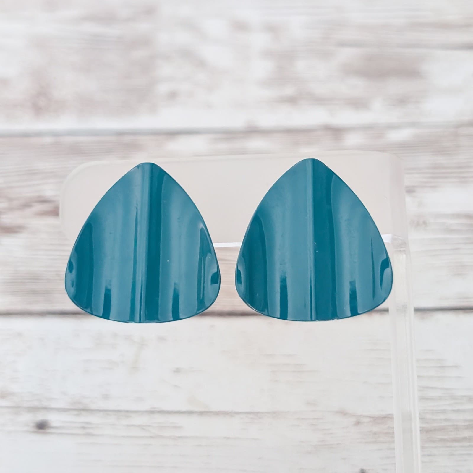 Vintage Clip On Earrings Retro Wavy Triangle Large Dark Turquoise Tone