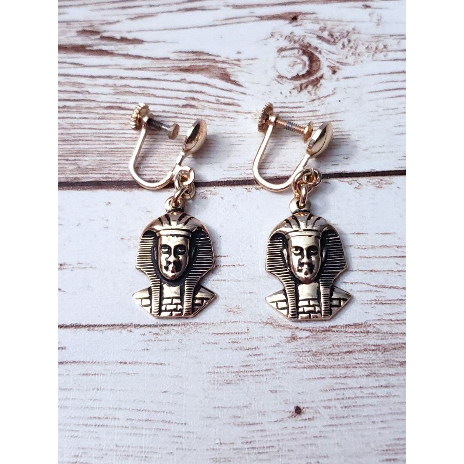 Vintage Screw On Earrings - Egyptian Pharaoh Design Dangle
