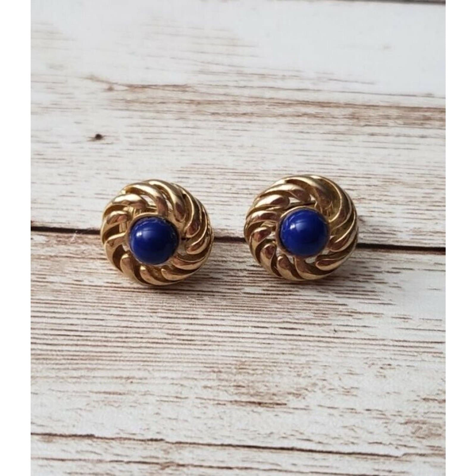 Vintage Avon Clip On Earrings Blue with Gold Tone Halo