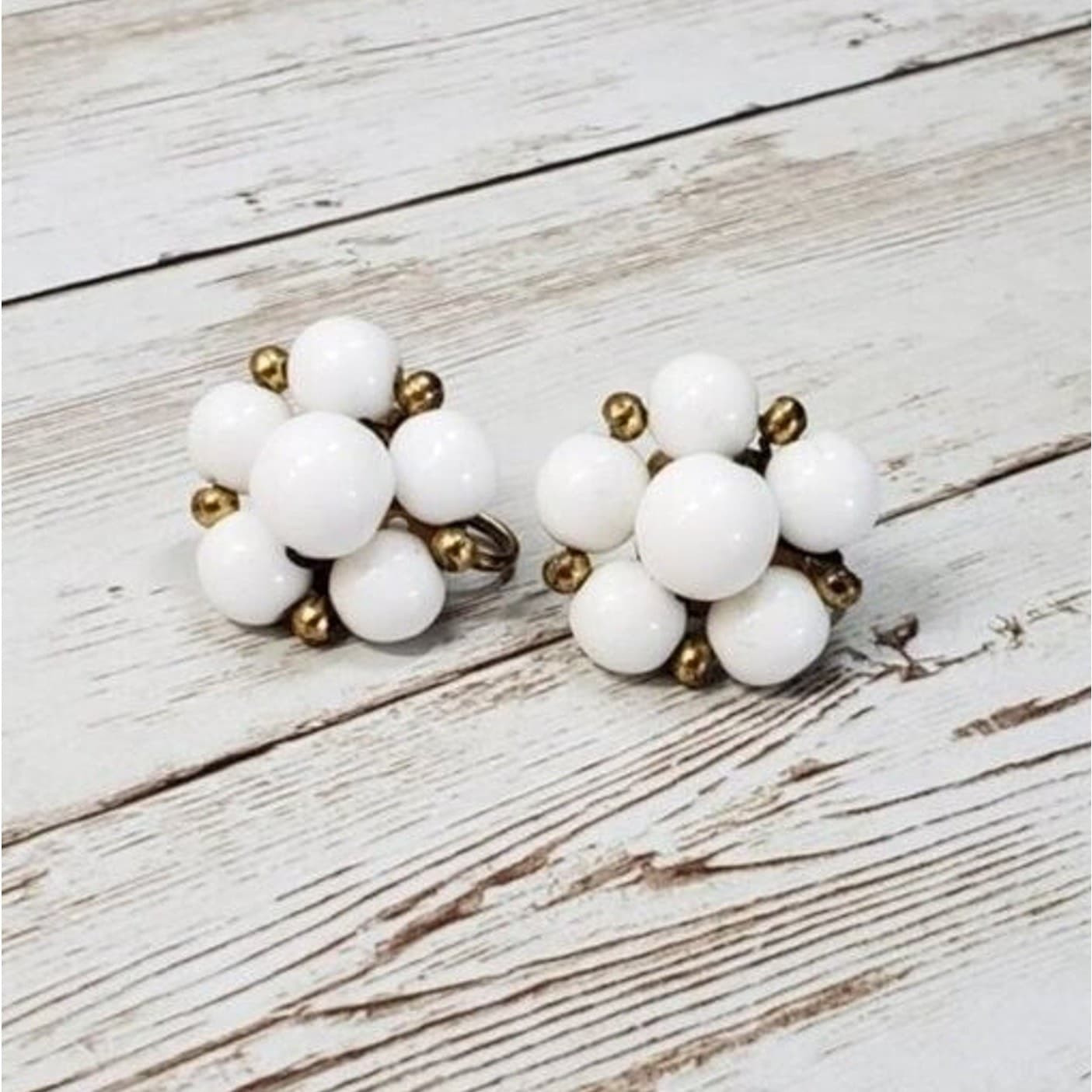 Vintage Screw On Earrings - White & Gold Tone Flower Like Cluster 7/8"