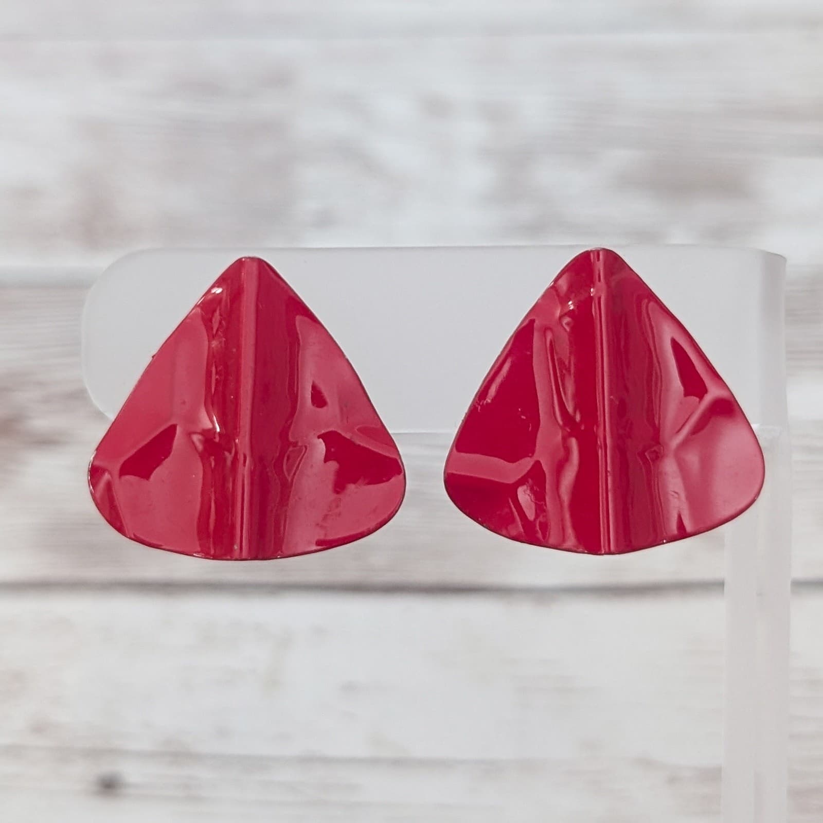 Vintage Clip On Earrings Retro Red Rounded Wavy Triangle 1"