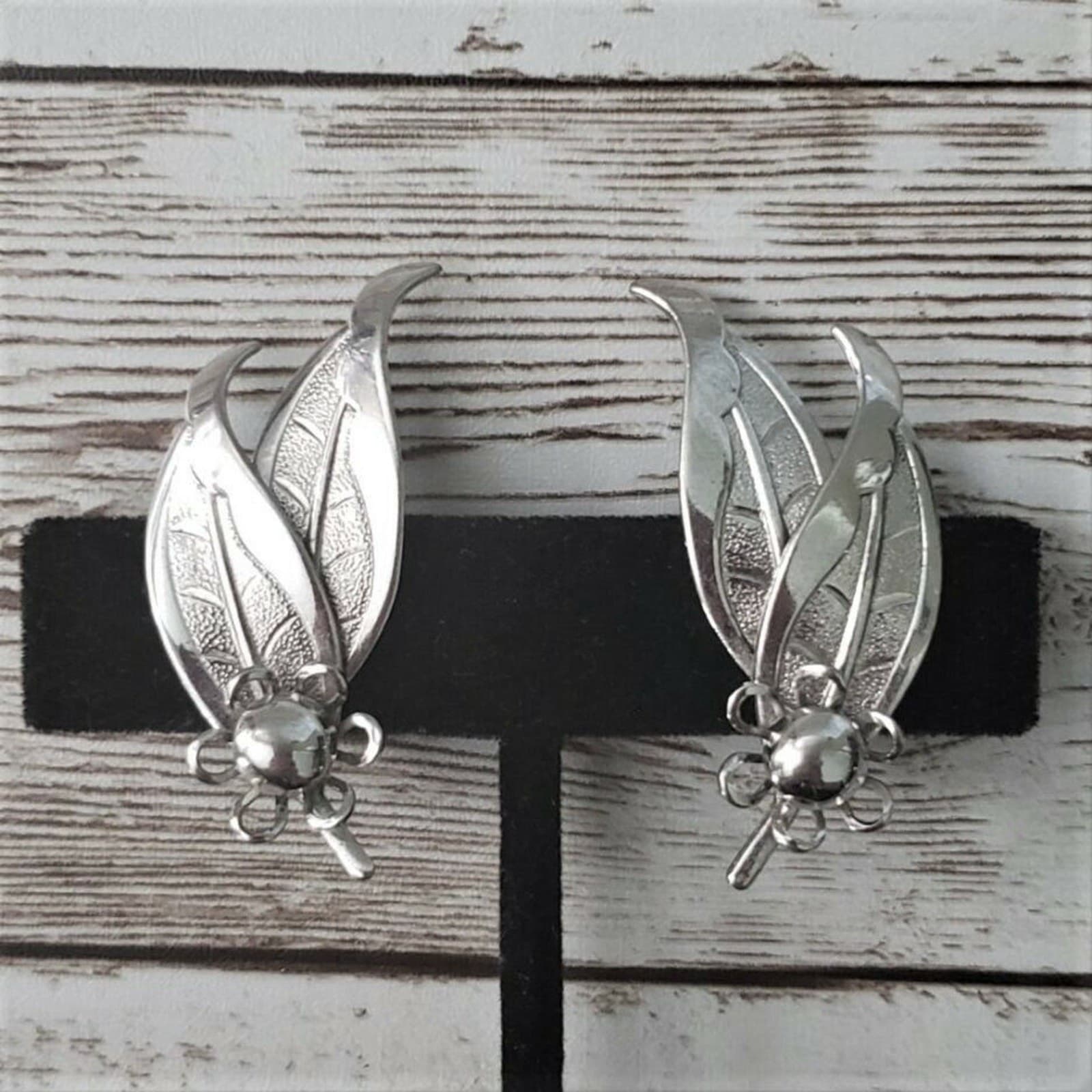 Vintage Clip On Earrings - Silver Tone Leaves & Flower Large 1 & 5/8"