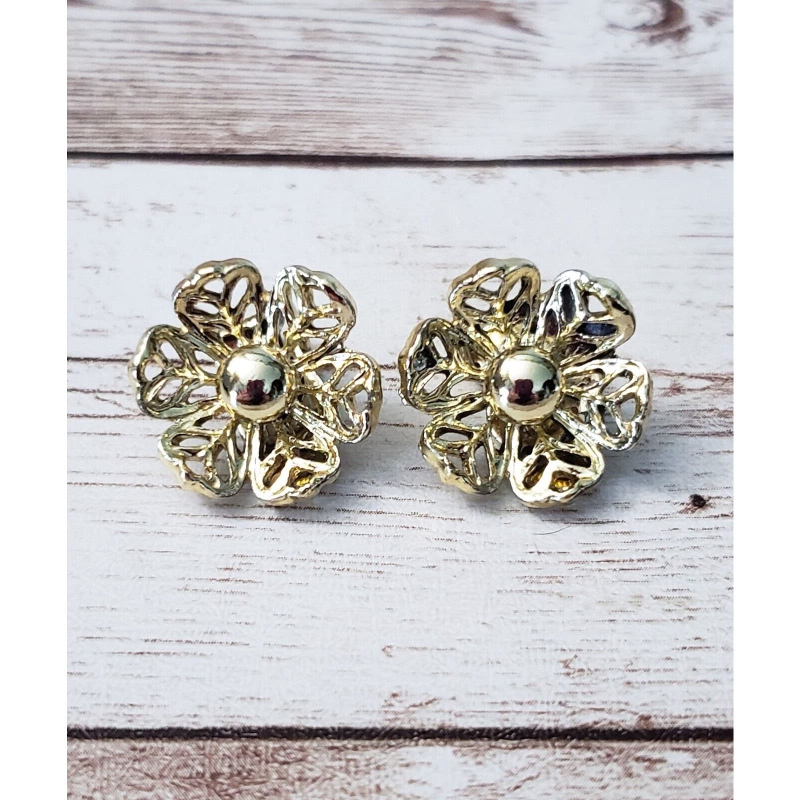 Vintage Clip On Earrings - Slightly Over 5/8" Gold Tone Flower