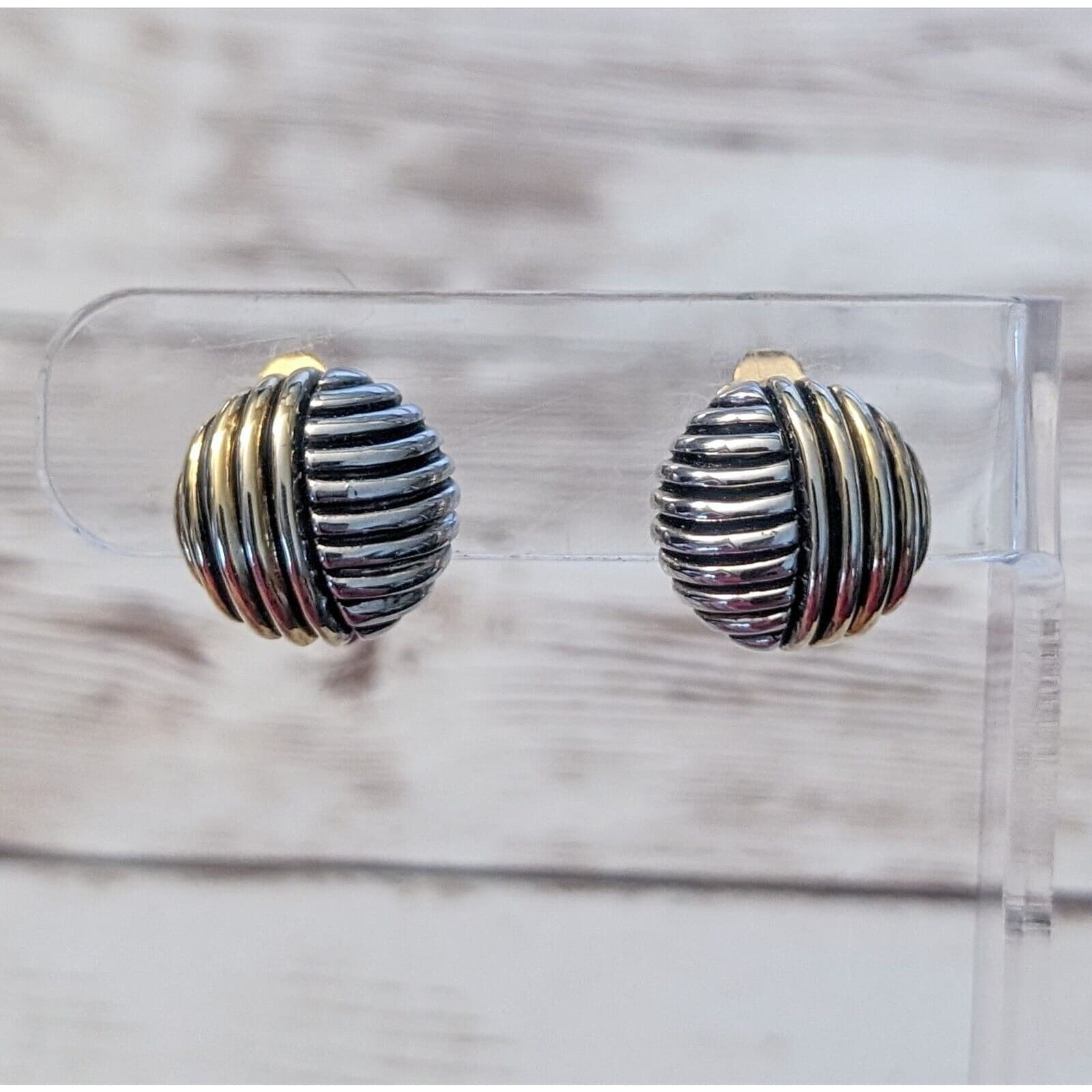 Vintage Clip On Earrings - Gold Tone & Silver Tone Statement Design 5/8"