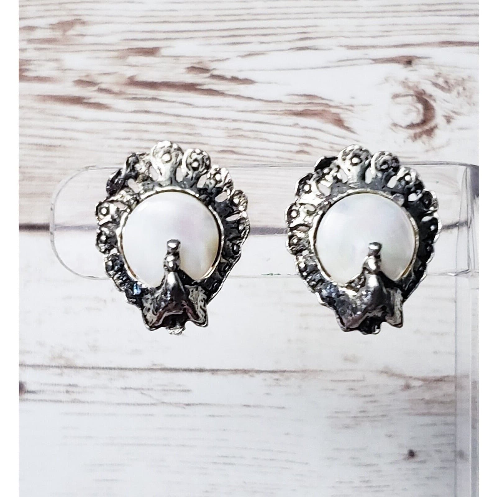 Vintage Screw On Earrings - Silver Tone and Mother of Pearl? 1"