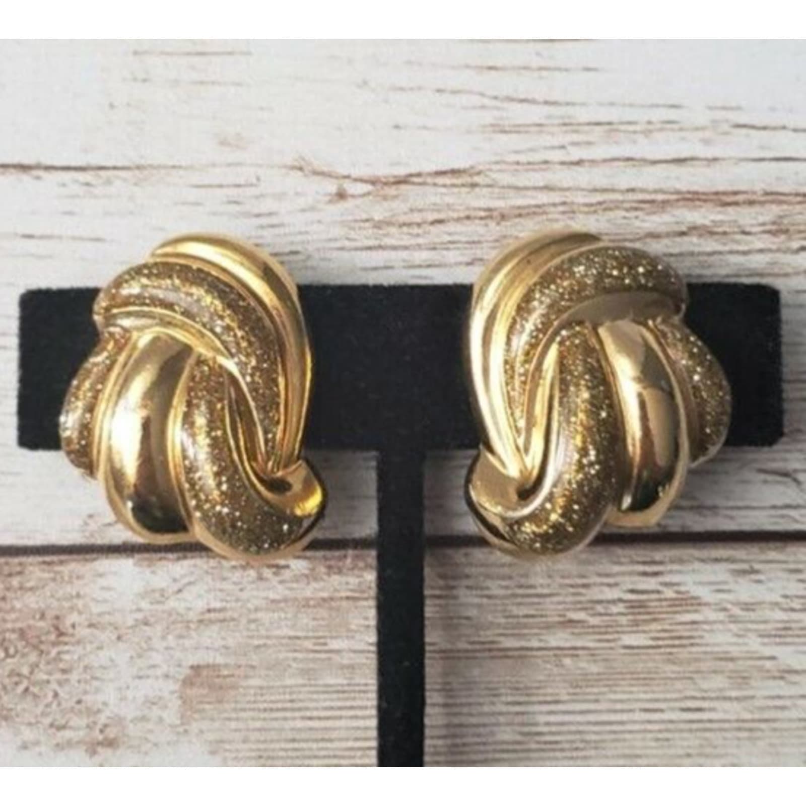 Vintage Clip On Earrings - Gold Tone with Gold Tone Glitter