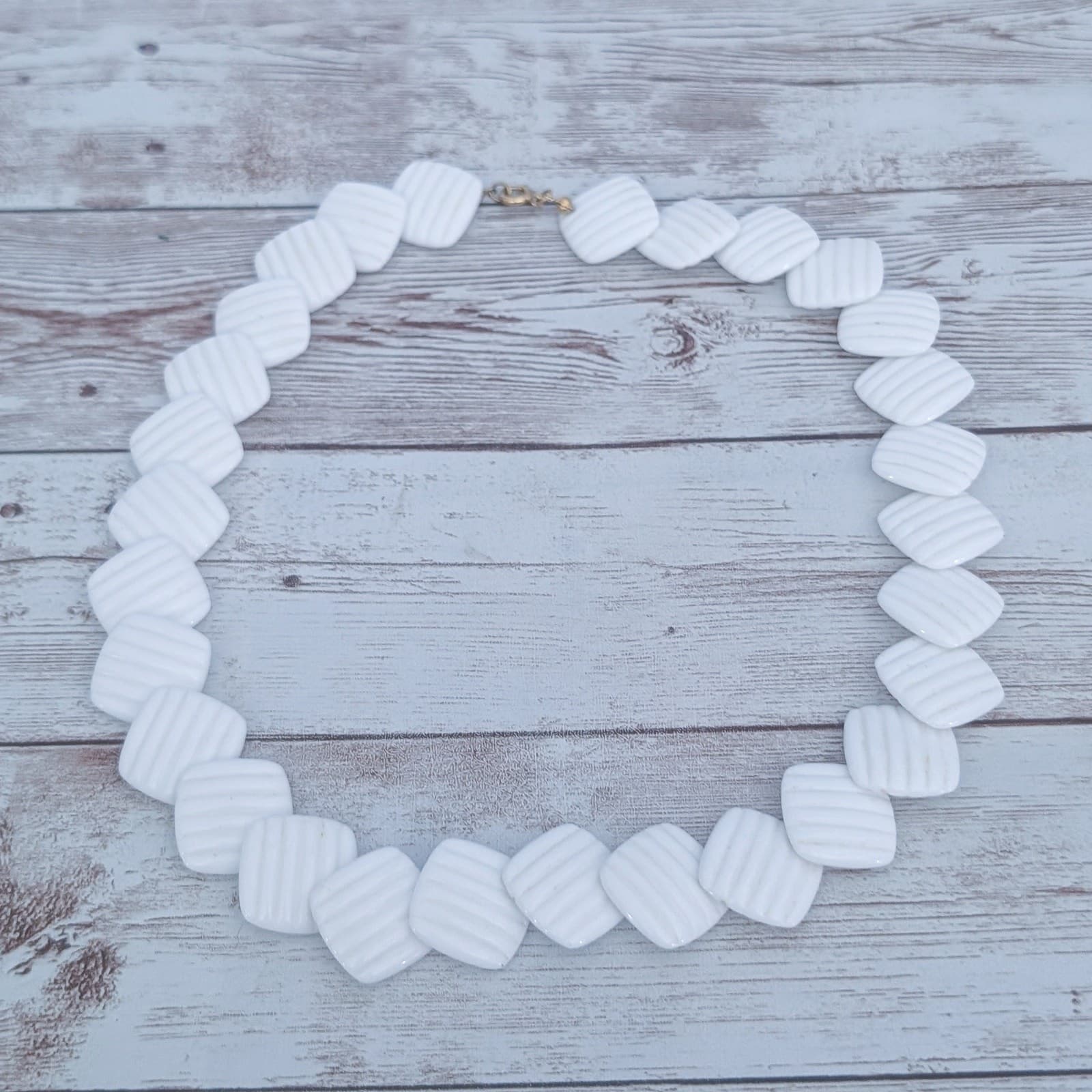 Vintage Necklace Retro White Statement Necklace Statement Piece