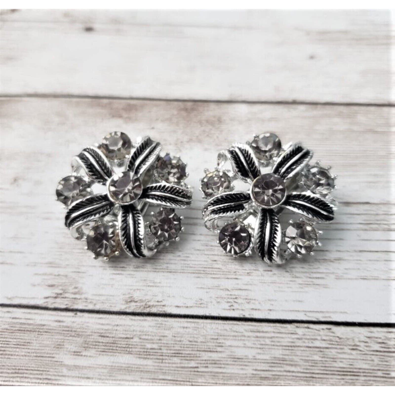 Vintage Elizabeth Morrey Clip On Earrings - Stunning Silver Tone Statement