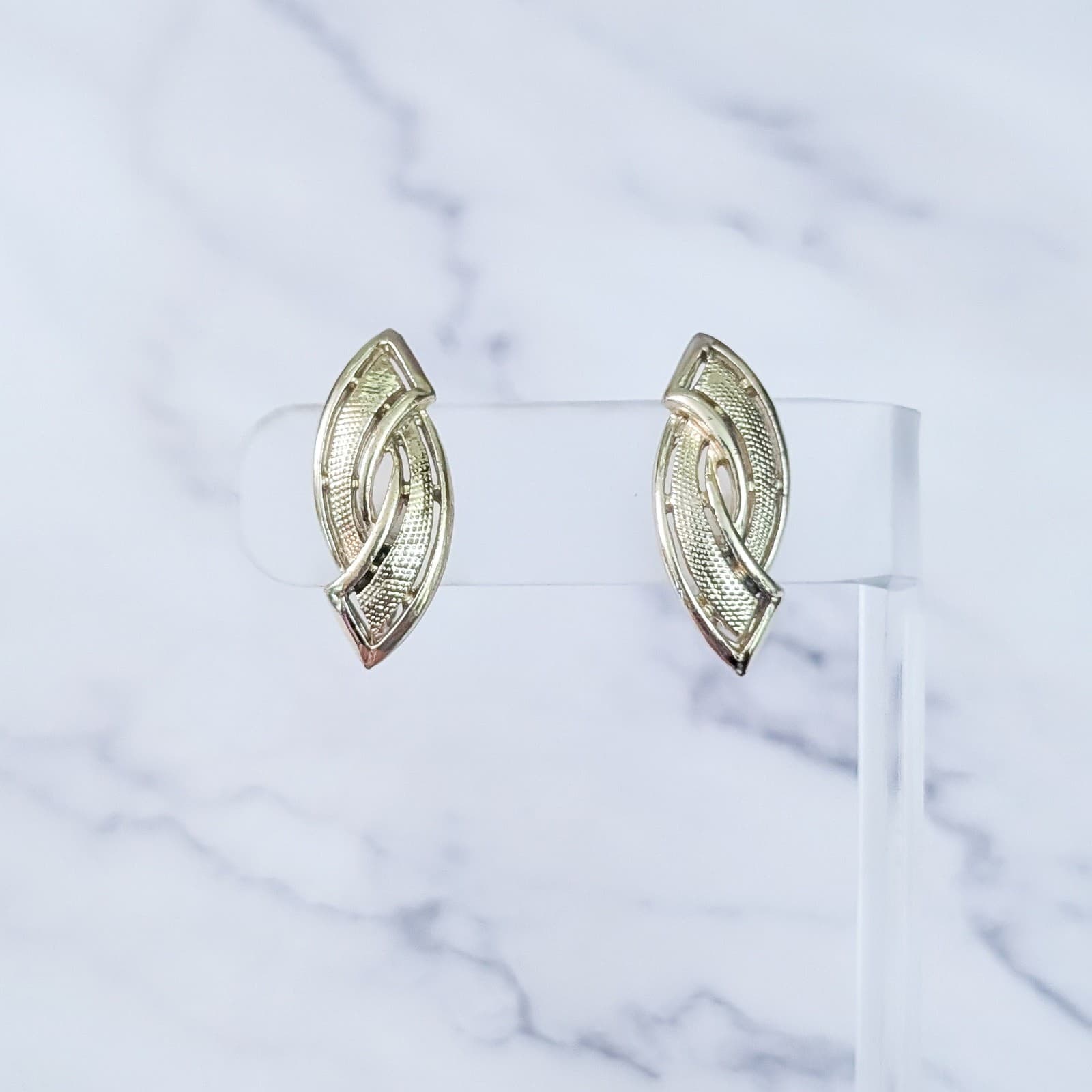 Vintage Coro Screw On Earrings Gold Tone 1 & 1/8"