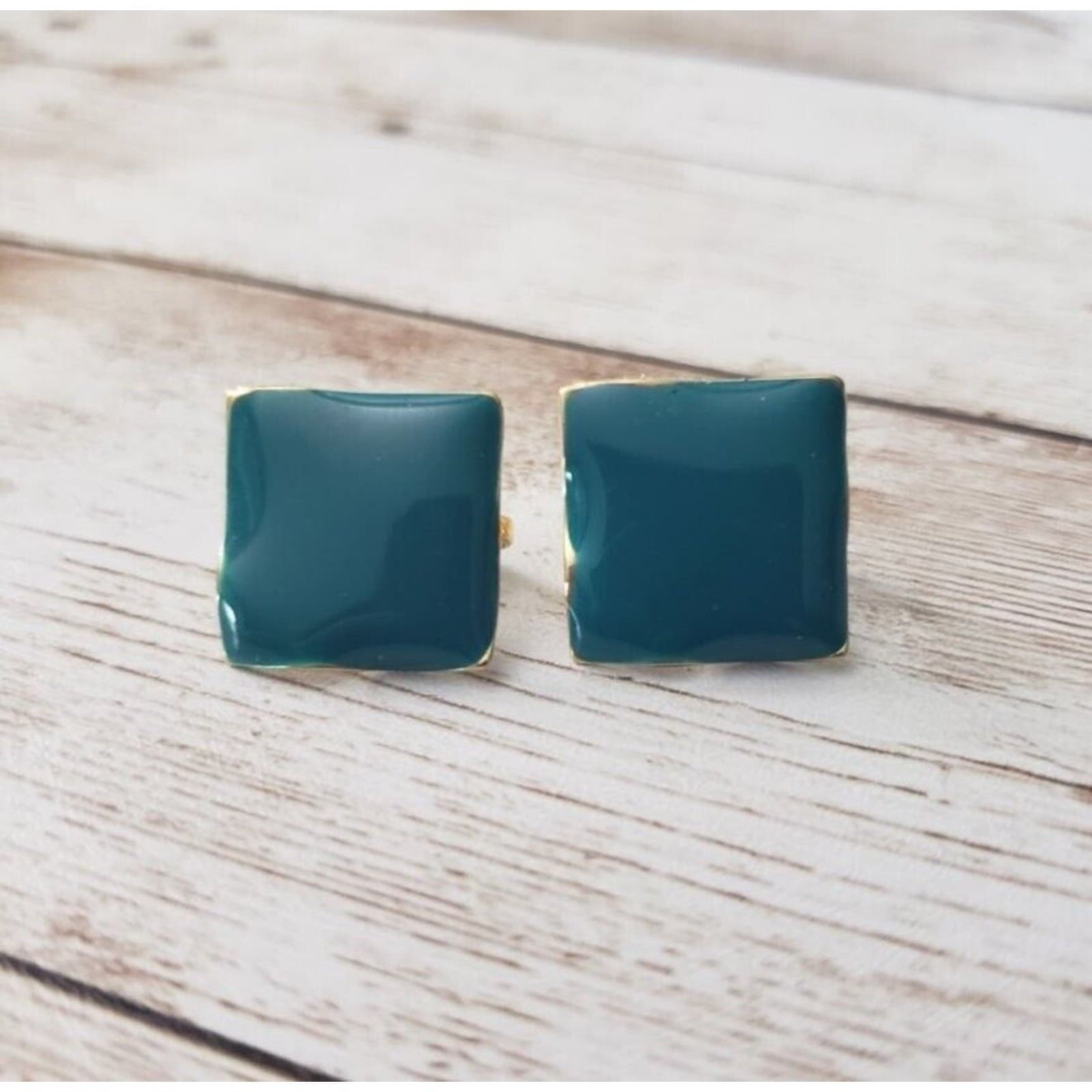Vintage Clip On Earrings - Teal Wavy Square 5/8"