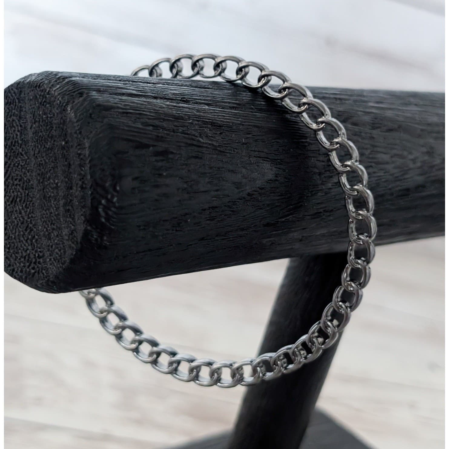 Vintage Bracelet Gray Chain Design - Solid Bracelet