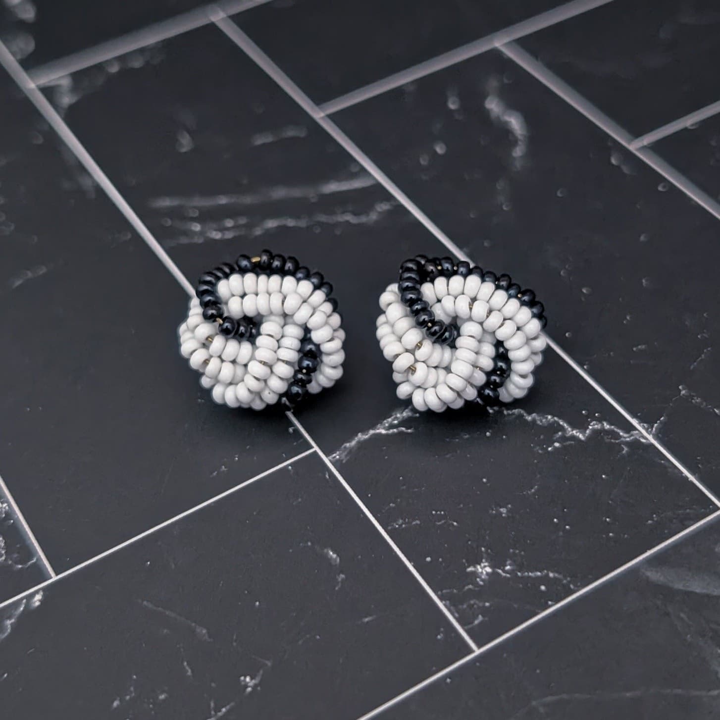 Vintage Clip On Earrings Retro Black & White Beaded Wrap Knot Design