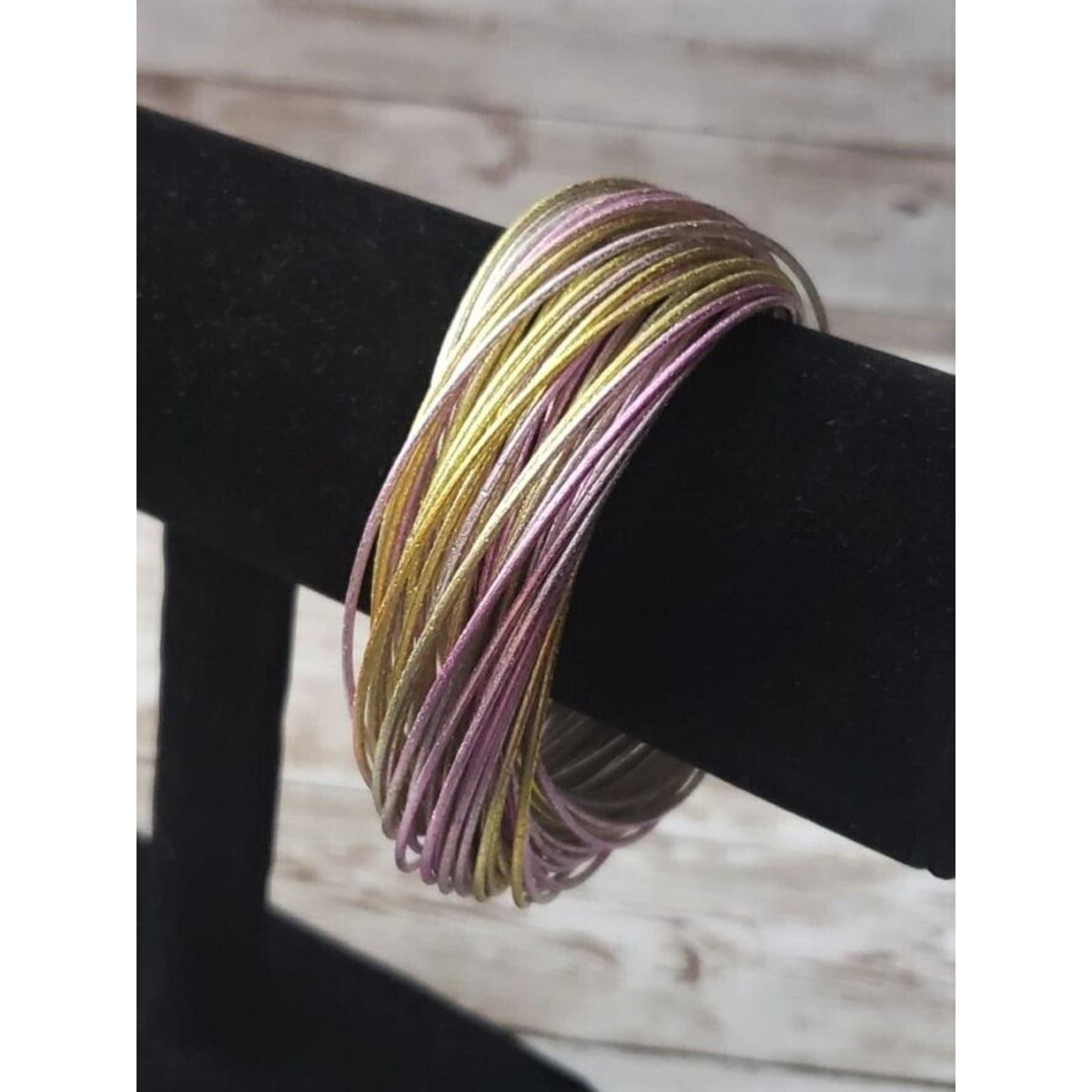 Vintage Bracelet / Bangle Pink & Yellow Interlocking Circles