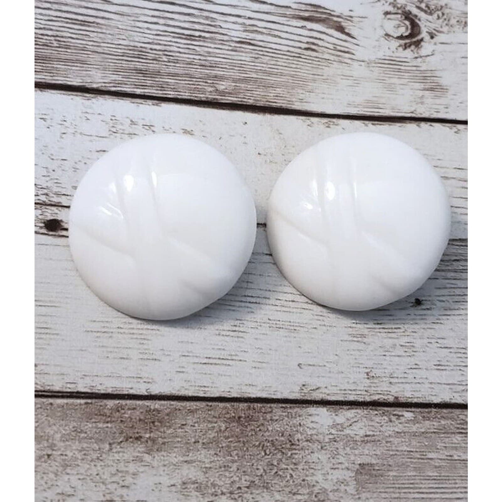 Vintage Clip On Earrings - Large White Patterned Circle - Statement