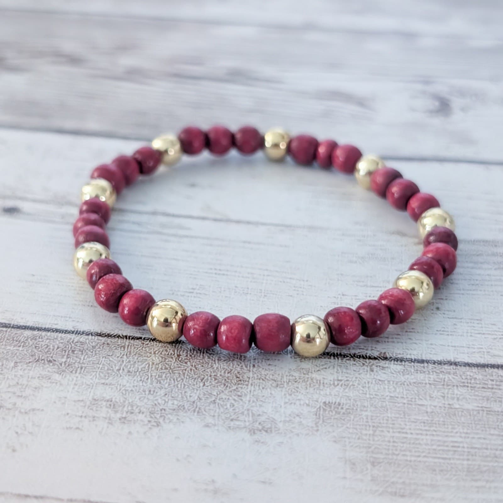 Vintage Stretch Bracelet Dark Red & Gold Tone