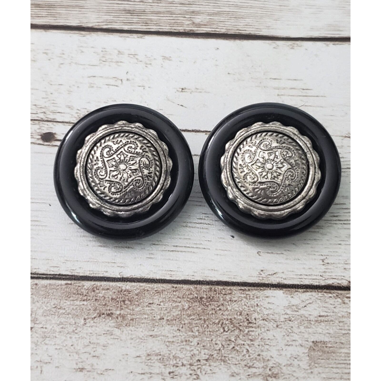 Vintage Clip On Earrings 1" Black Circle with Ornate Dark Silver Tone Center