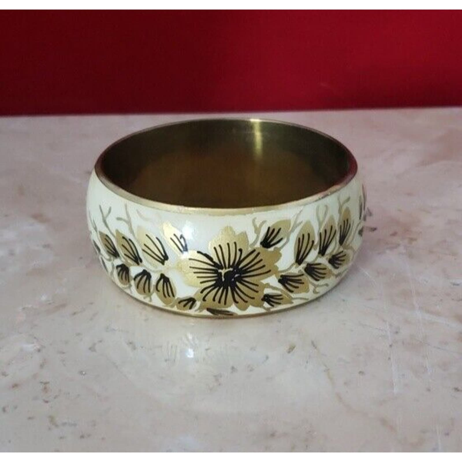 Vintage Bracelet / Bangle - Cream & Gold Thick Bracelet with Flower Detail