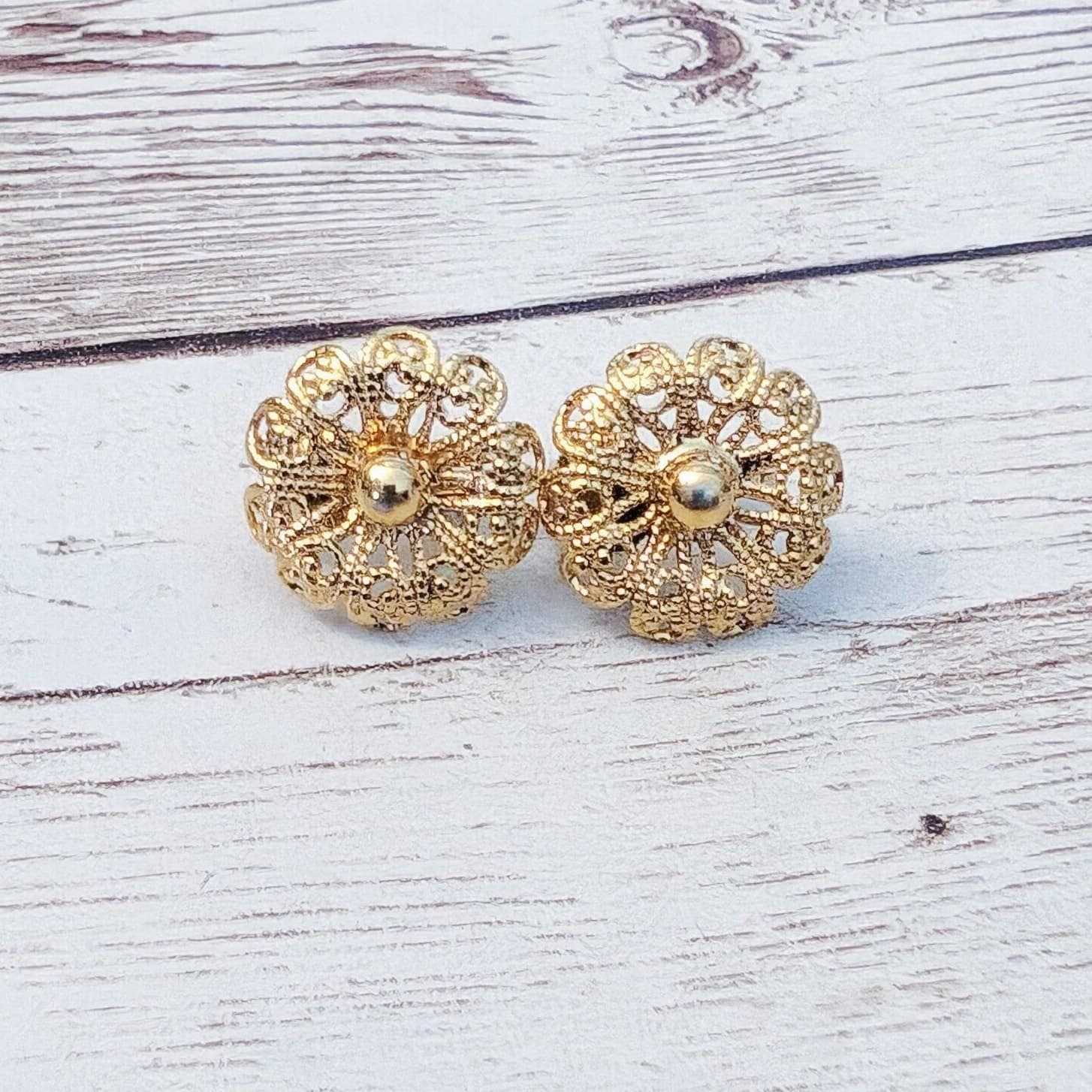 Vintage Clip On Earrings - 5/8" Pretty & Dainty Ornate Gold Tone