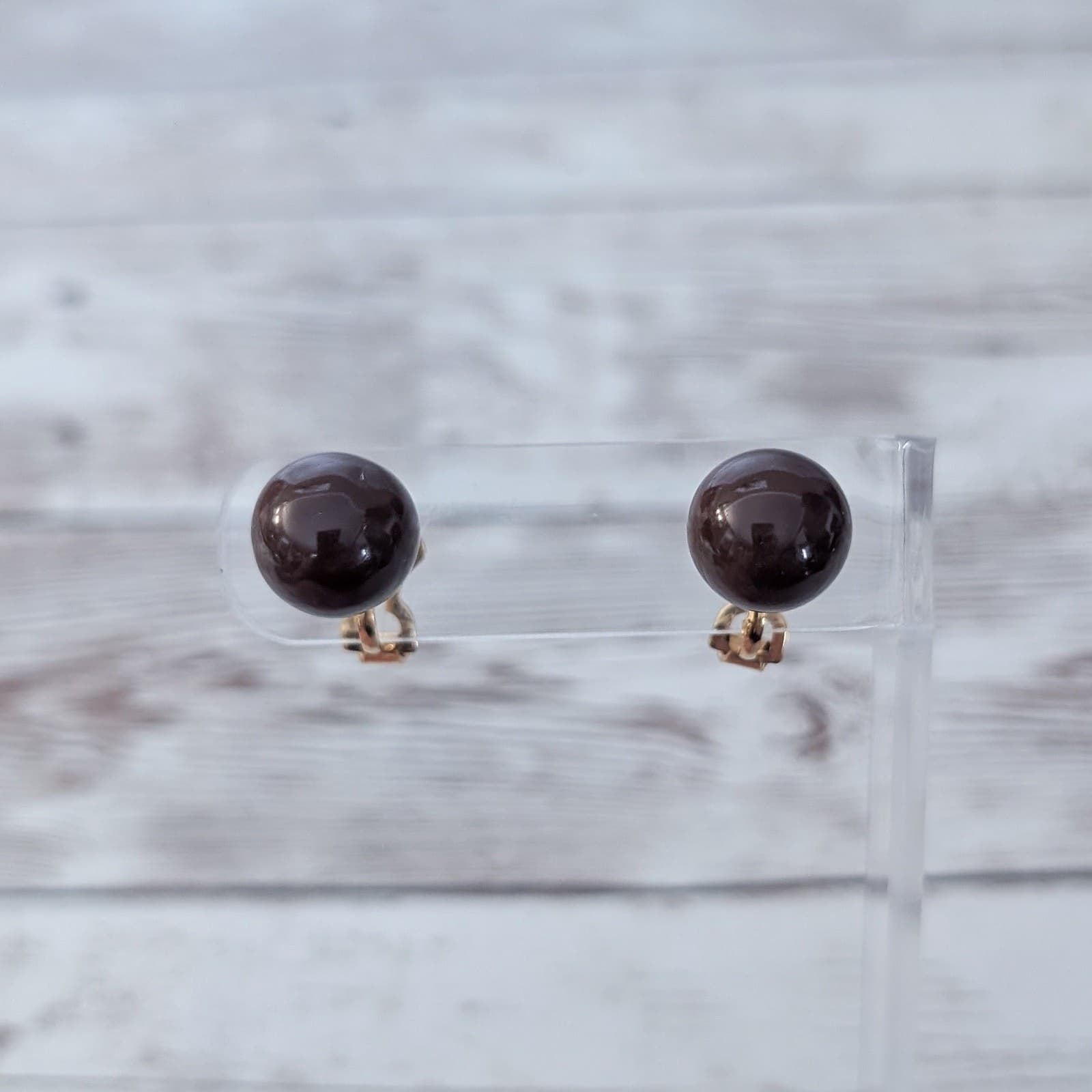 Vintage Clip On Earrings Stylish Brown Ball Design 0.5"