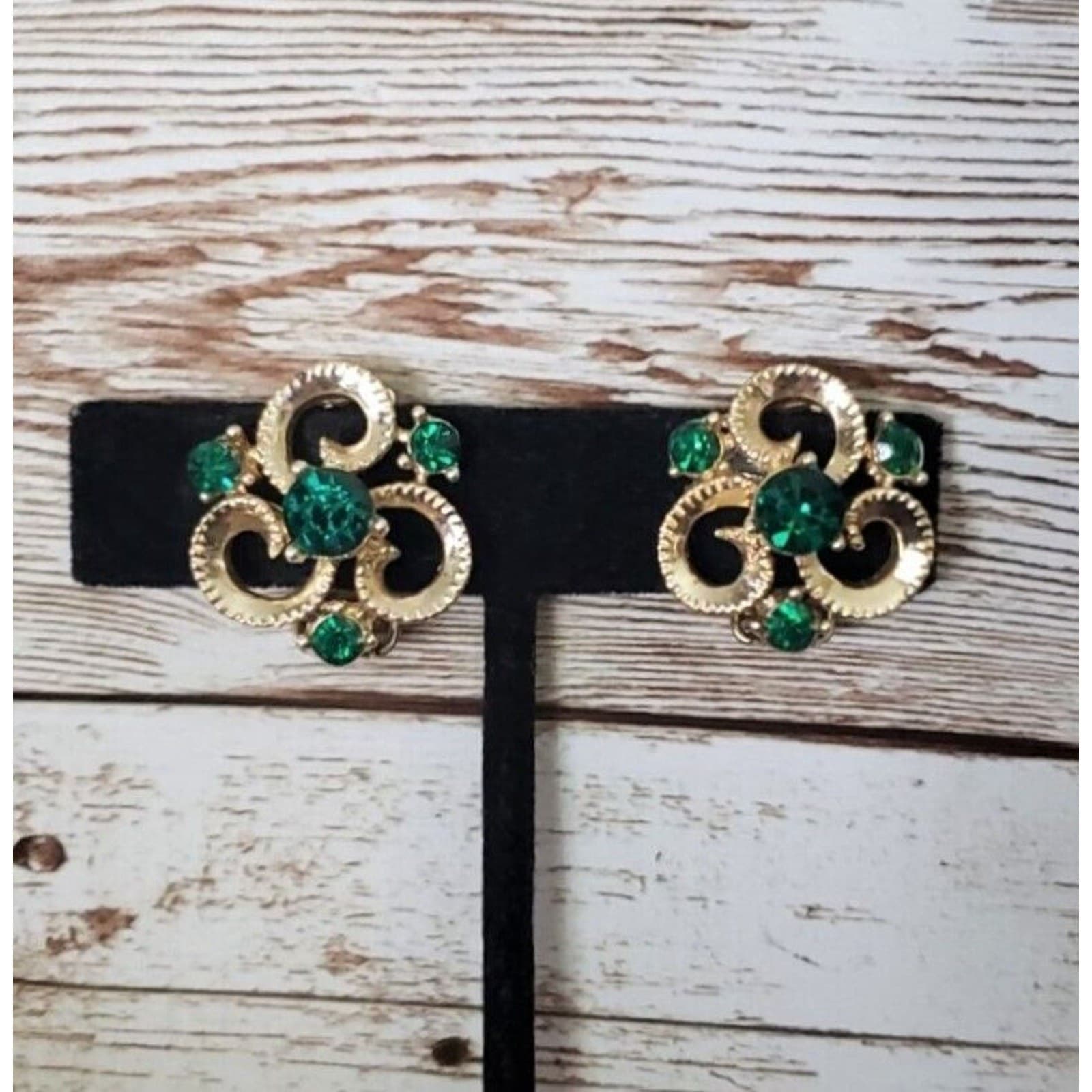 Vintage Clip On Earrings - Stunning Gold Tone with Green Gems