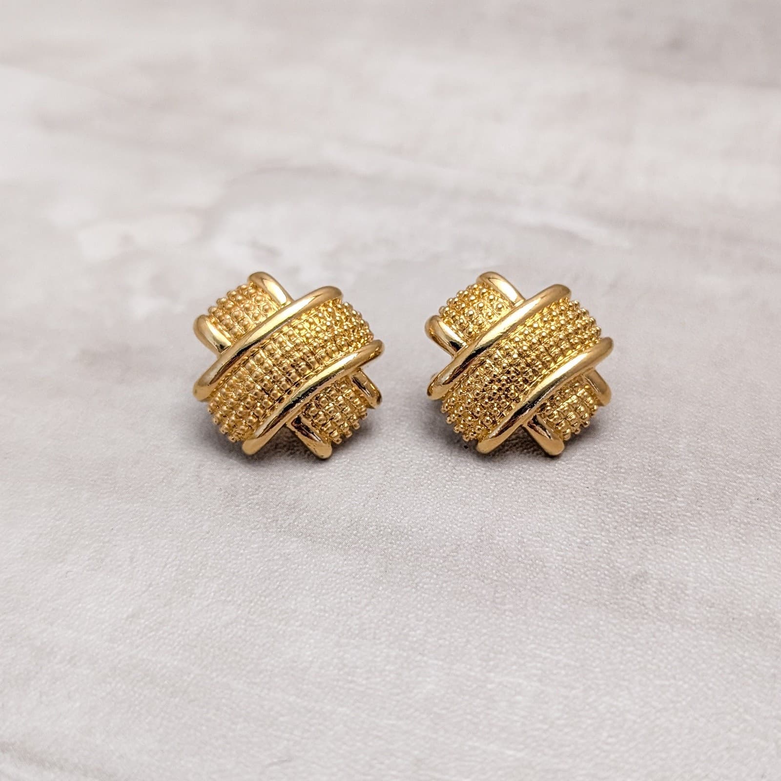 Vintage Clip On Earrings Stylish Gold Tone Large X Shape Statement Glam 7/8"