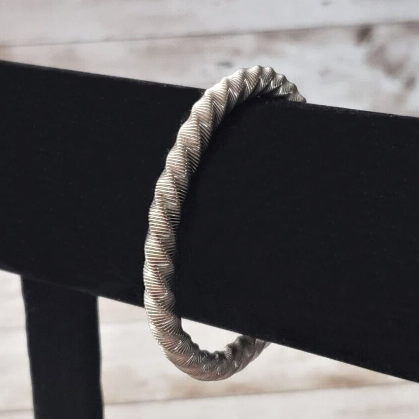 Vintage Stretch Bracelet - Unusual Twisted Metal