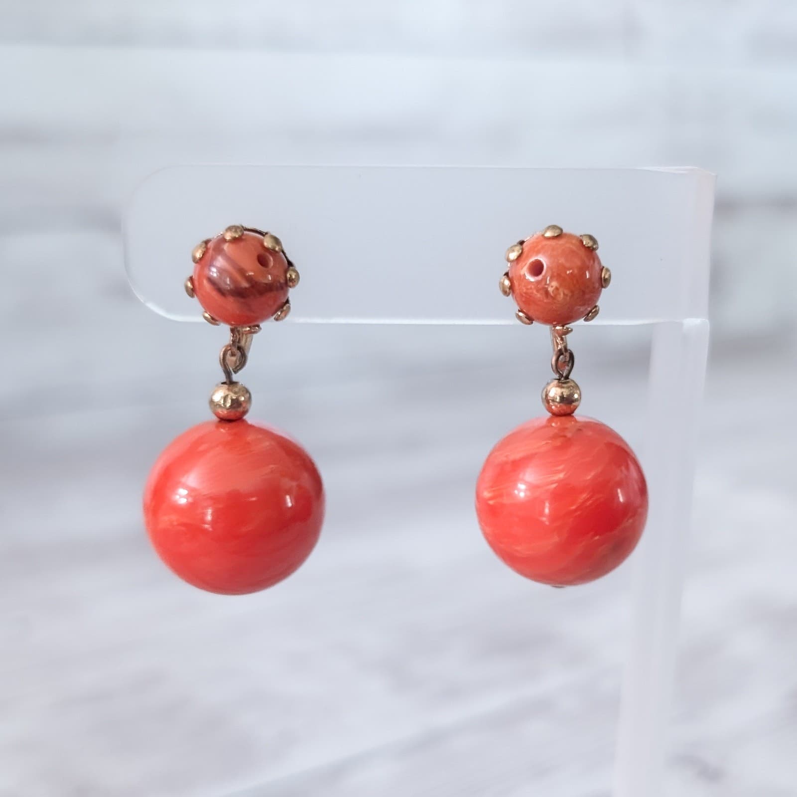 Vintage Screw On Earrings Orange Marbled Pattern Ball Dangle Retro Statement