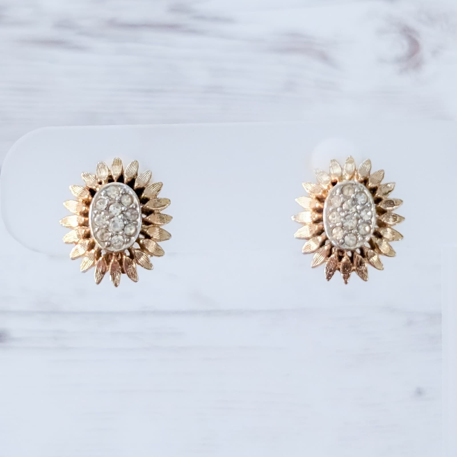 Vintage Clip On Earrings 5/8" Gold Tone & Clear Gem Stylish