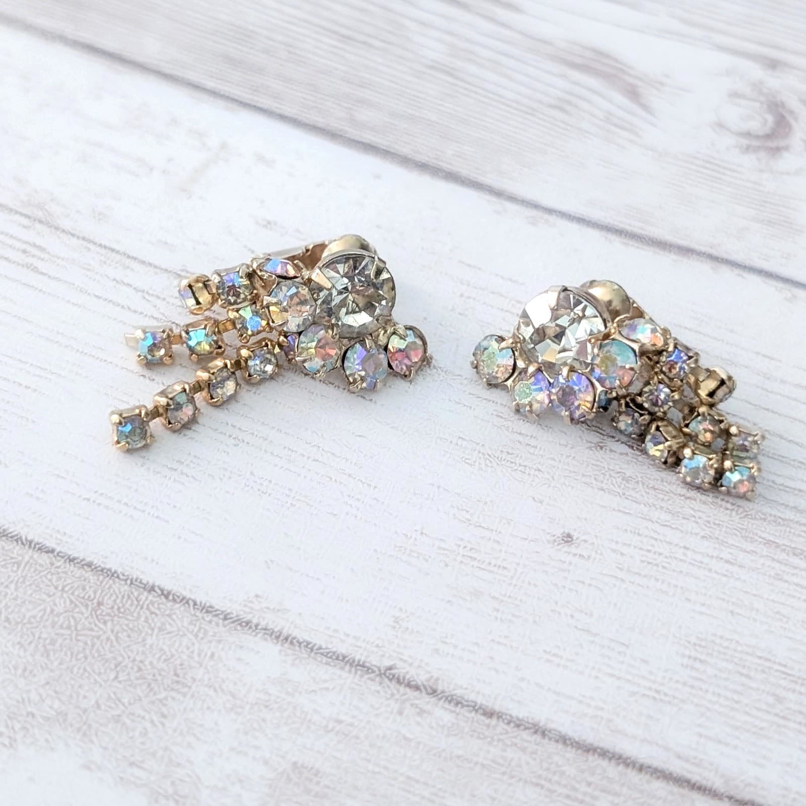 Vintage Clip On Earrings Stylish Statement Iridescent Dangle