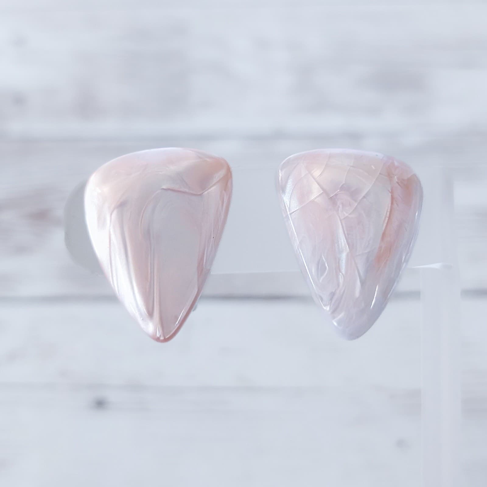 Vintage Clip On Earrings Pearlescent Light Pink Statement Retro 1 & 1/8"