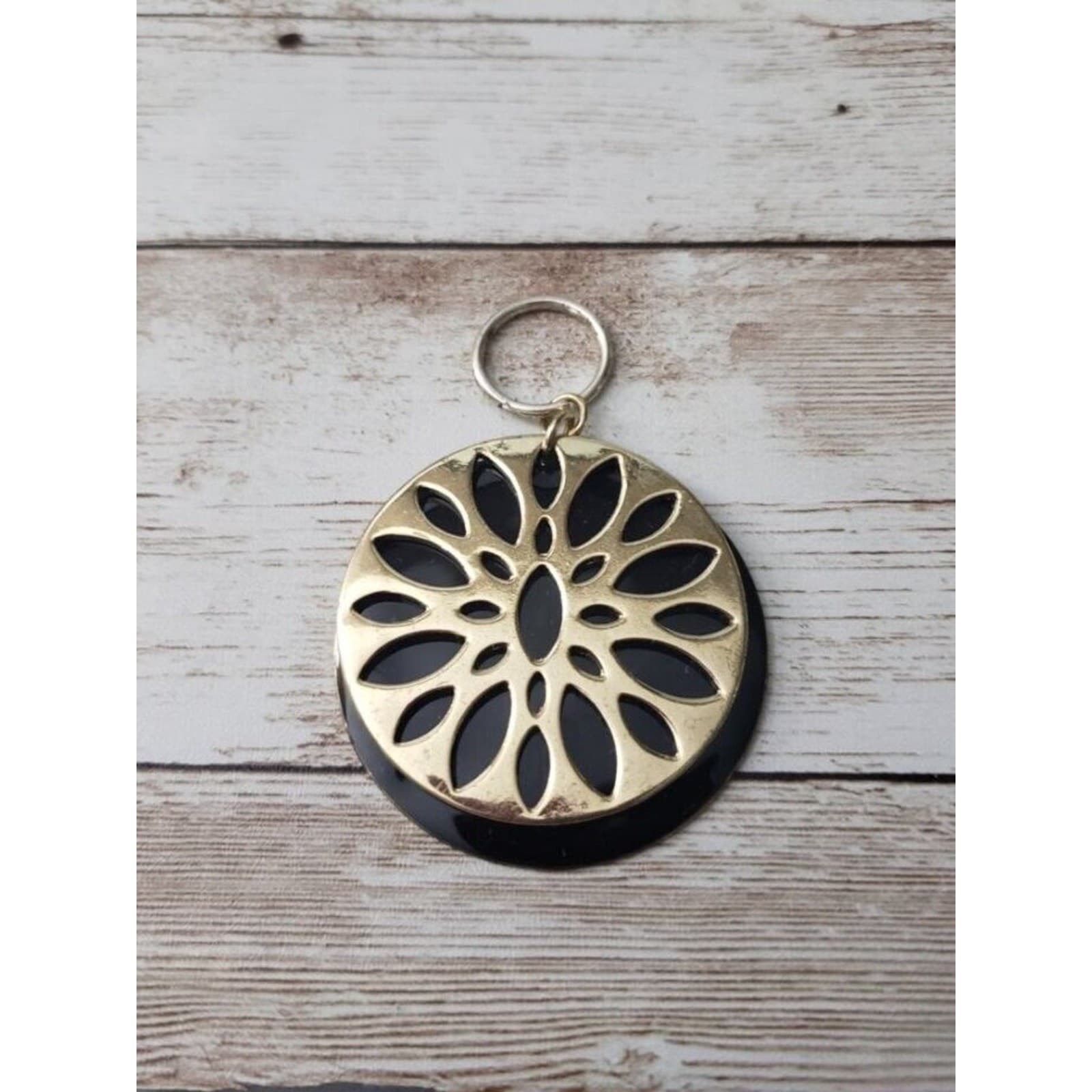 Vintage Pendant - Cut Out Flower Pattern Gold Tone & Black - No Chain Included