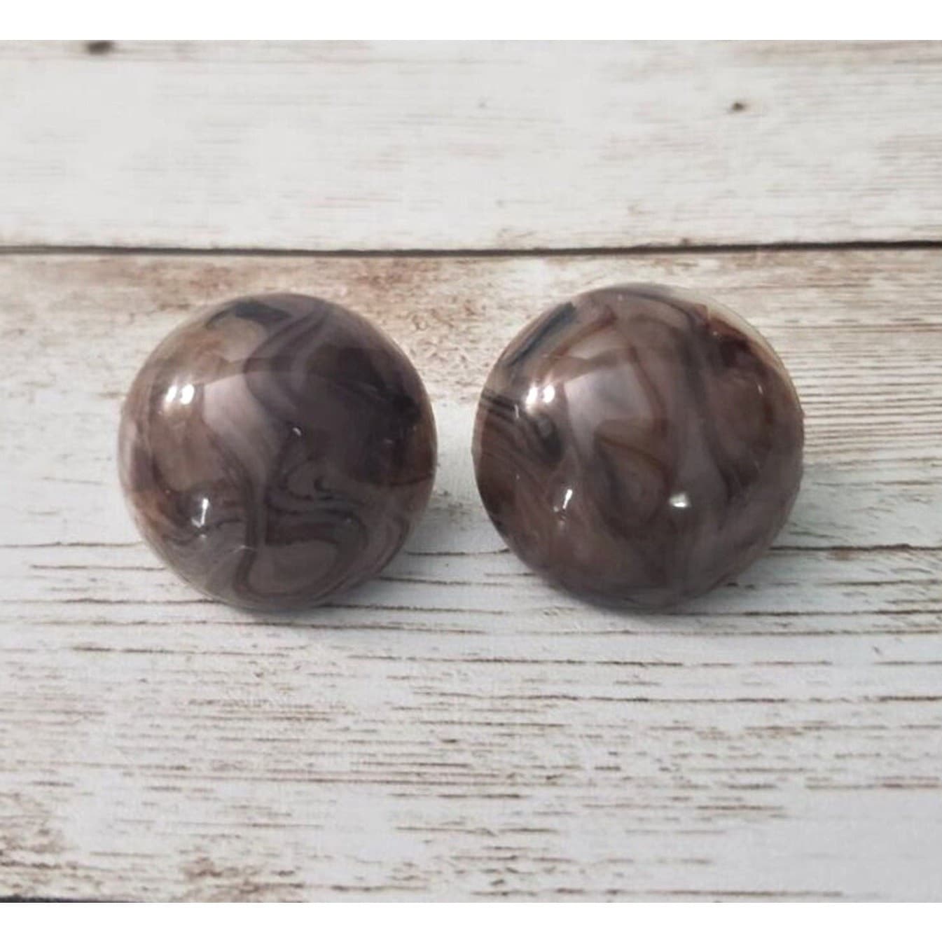 Vintage Clip On Earrings - Marbled Brown Domed Circle - Retro Earrings