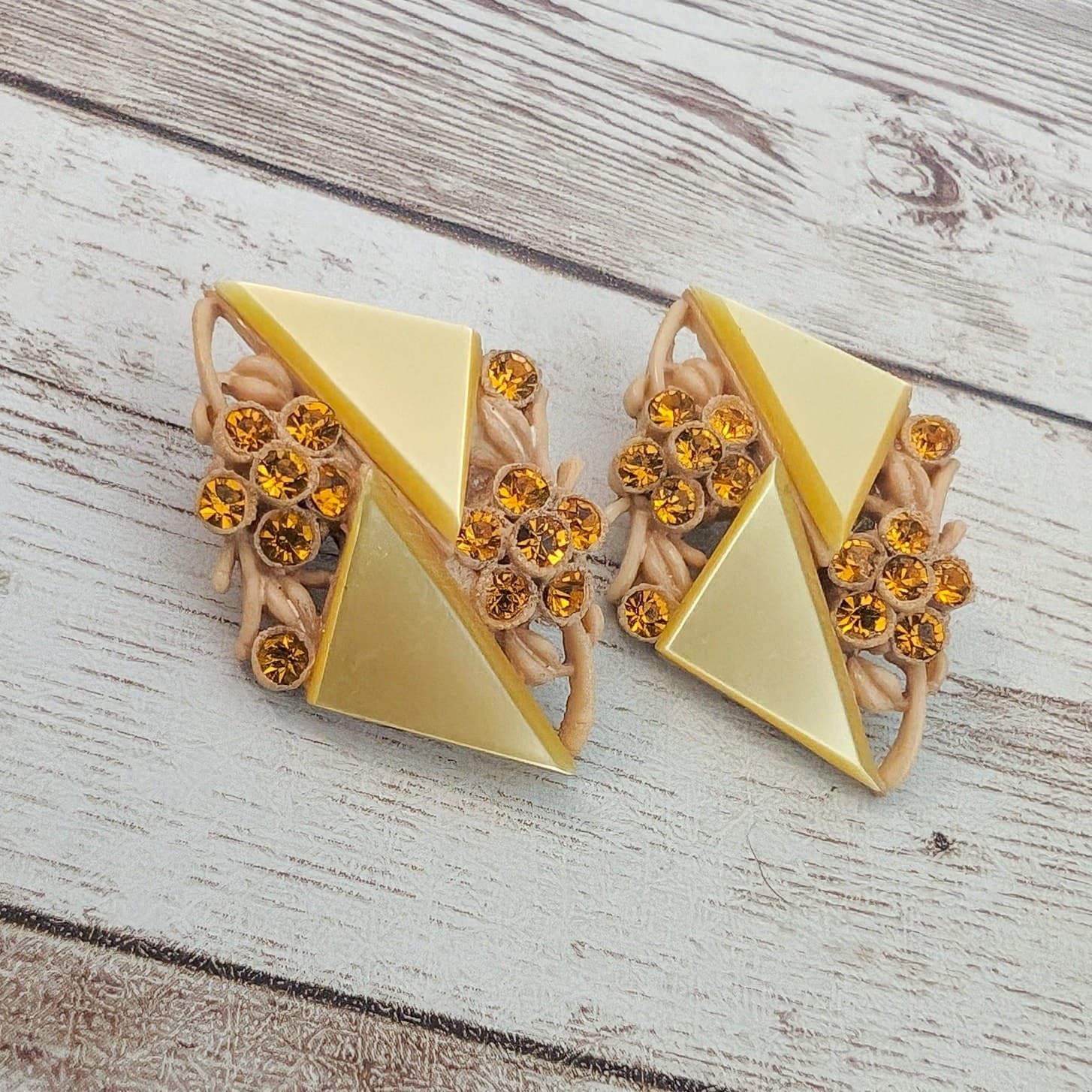 Vintage Clip On Earrings - Very Unusual Statement Earrings - 1 & 3/8"