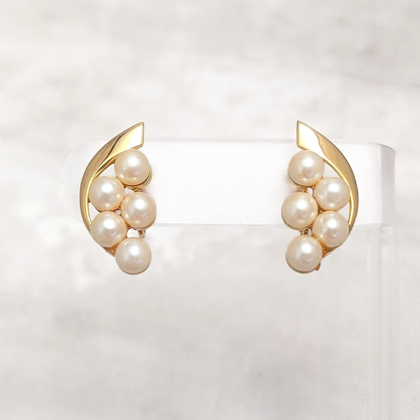 Vintage Clip On Earrings Elegant Faux Pearls and Gold Tone Stylish