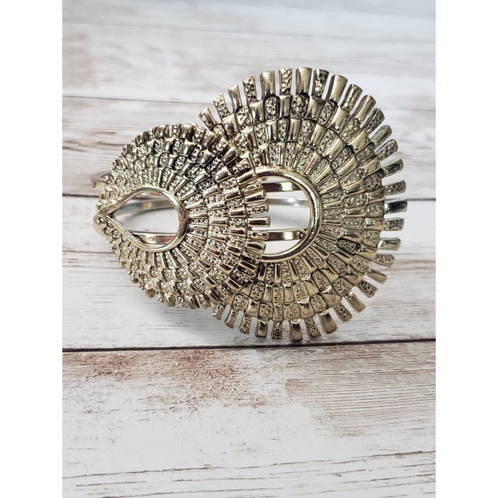 Vintage Hinged Bracelet / Bangle Gold Tone with Statement Artsy Design