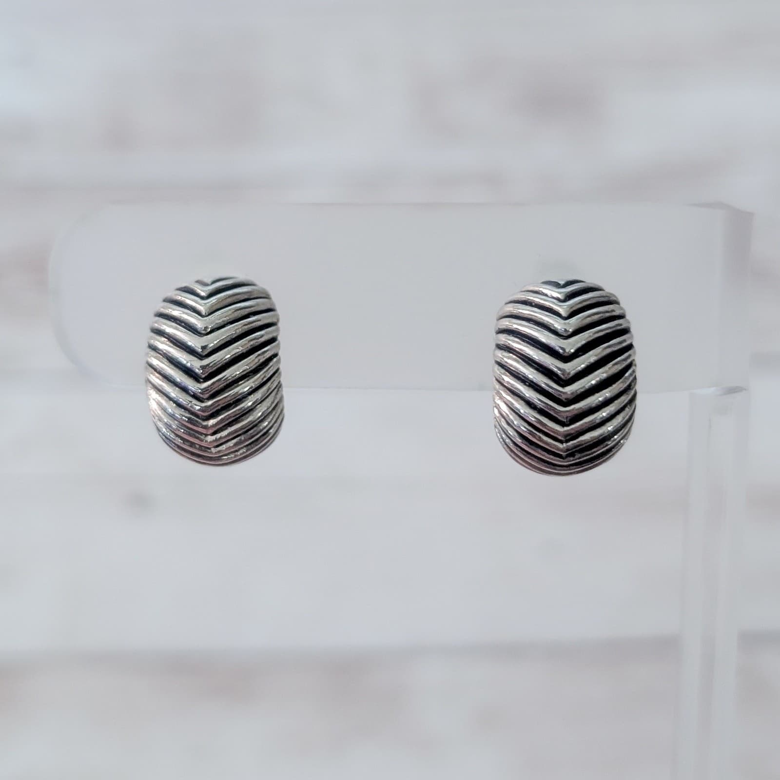 Vintage Clip On Earrings Curved Silver Tone with Black Line Design 5/8"