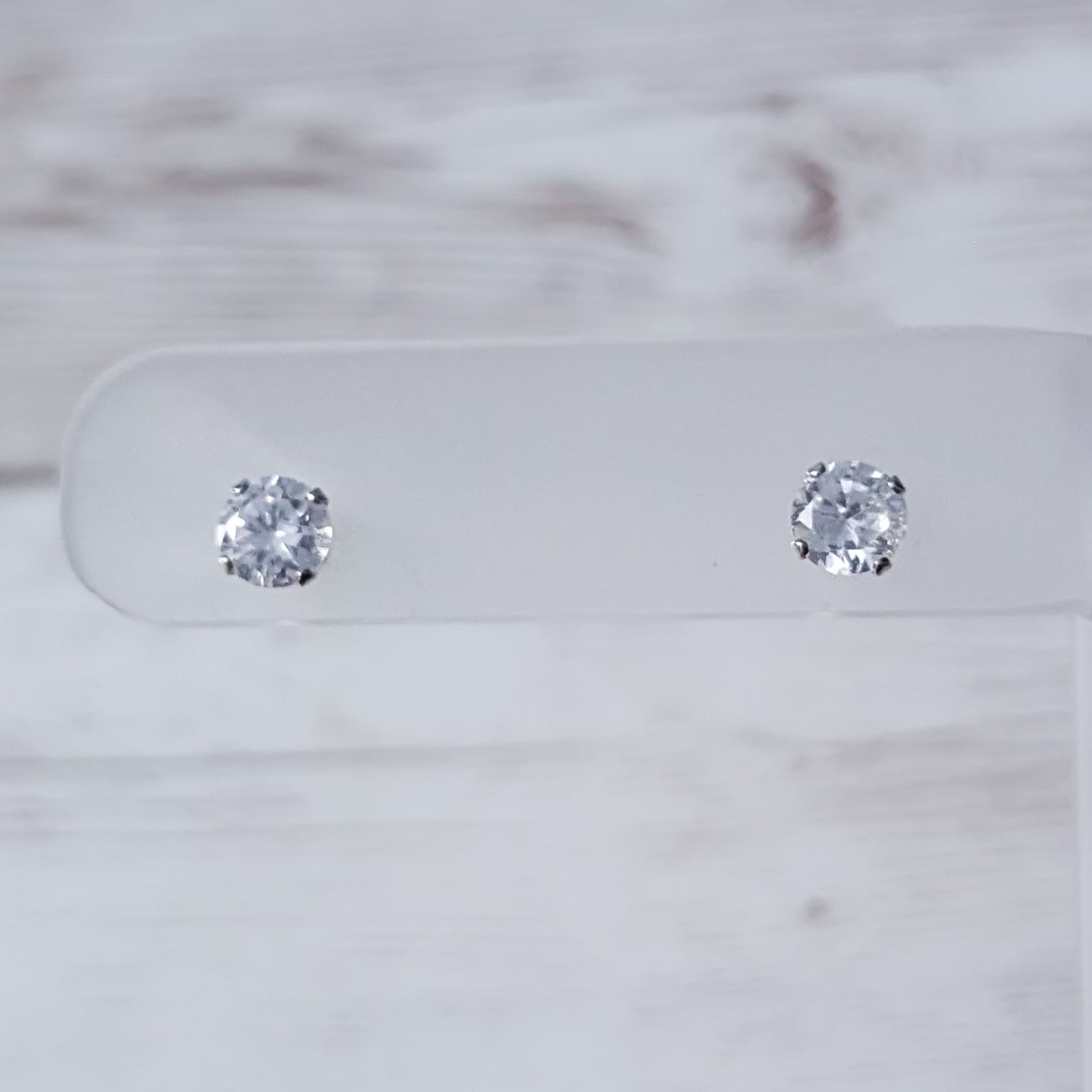 Vintage Stud Earrings - 0.25" Round Clear Gem & Silver Tone