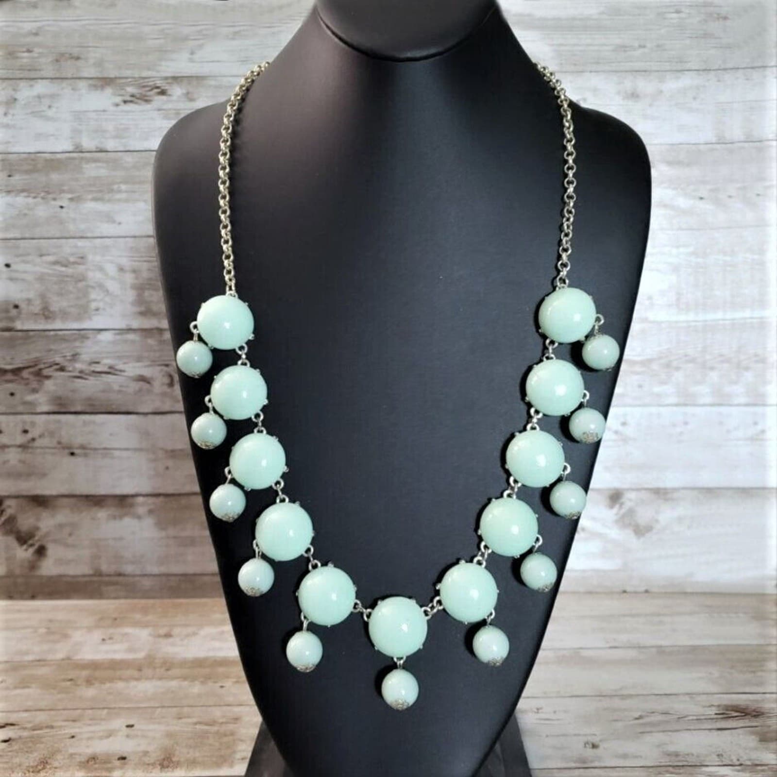 Vintage Necklace Aquamarine Tone Circles Statement Necklace