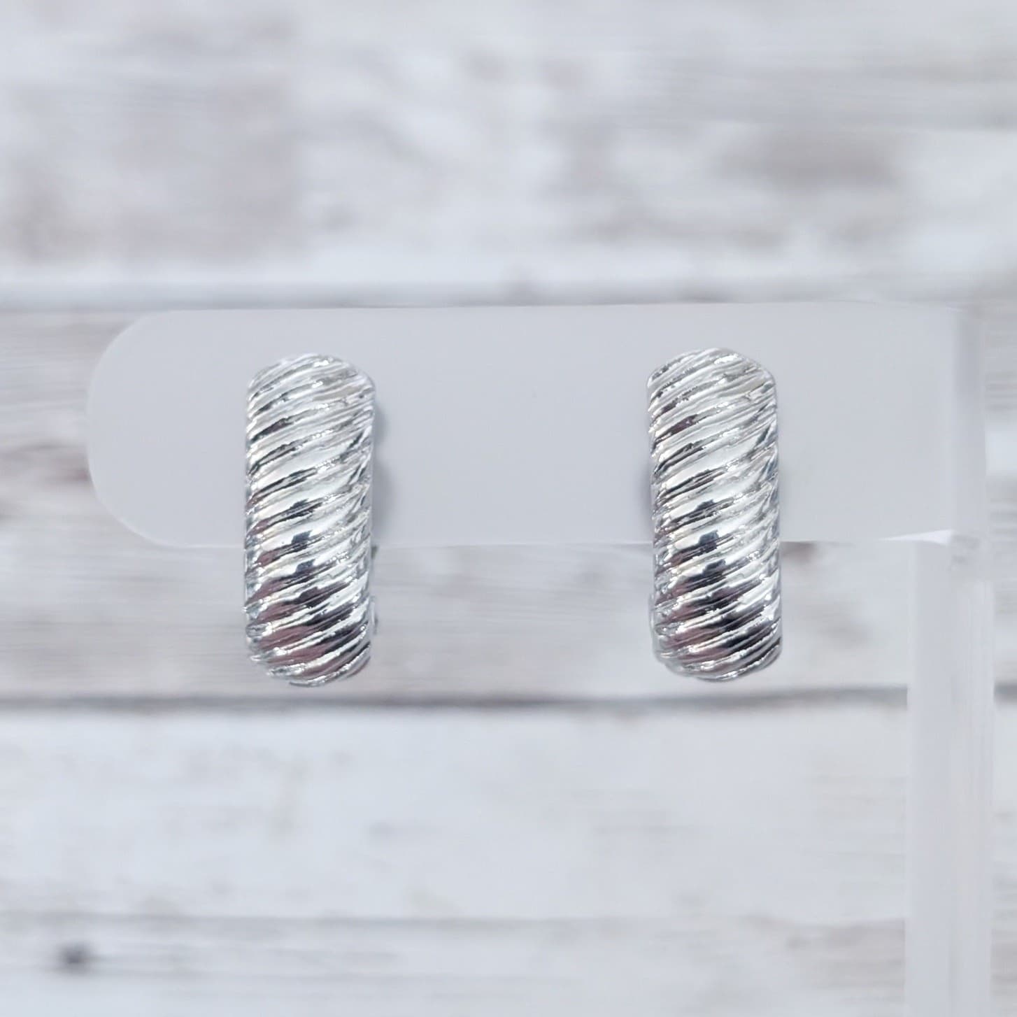 Vintage Clip On Earrings - 7/8" Silver Tone Line Design Statement Shiny