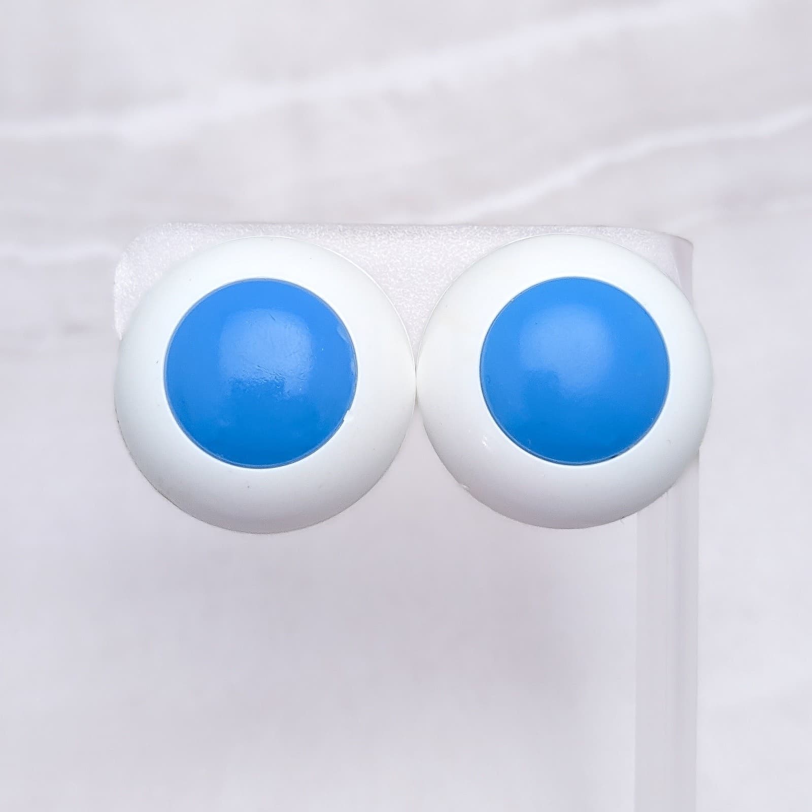 Vintage Clip On Earrings Domed Circle Blue & White Retro Statement Large