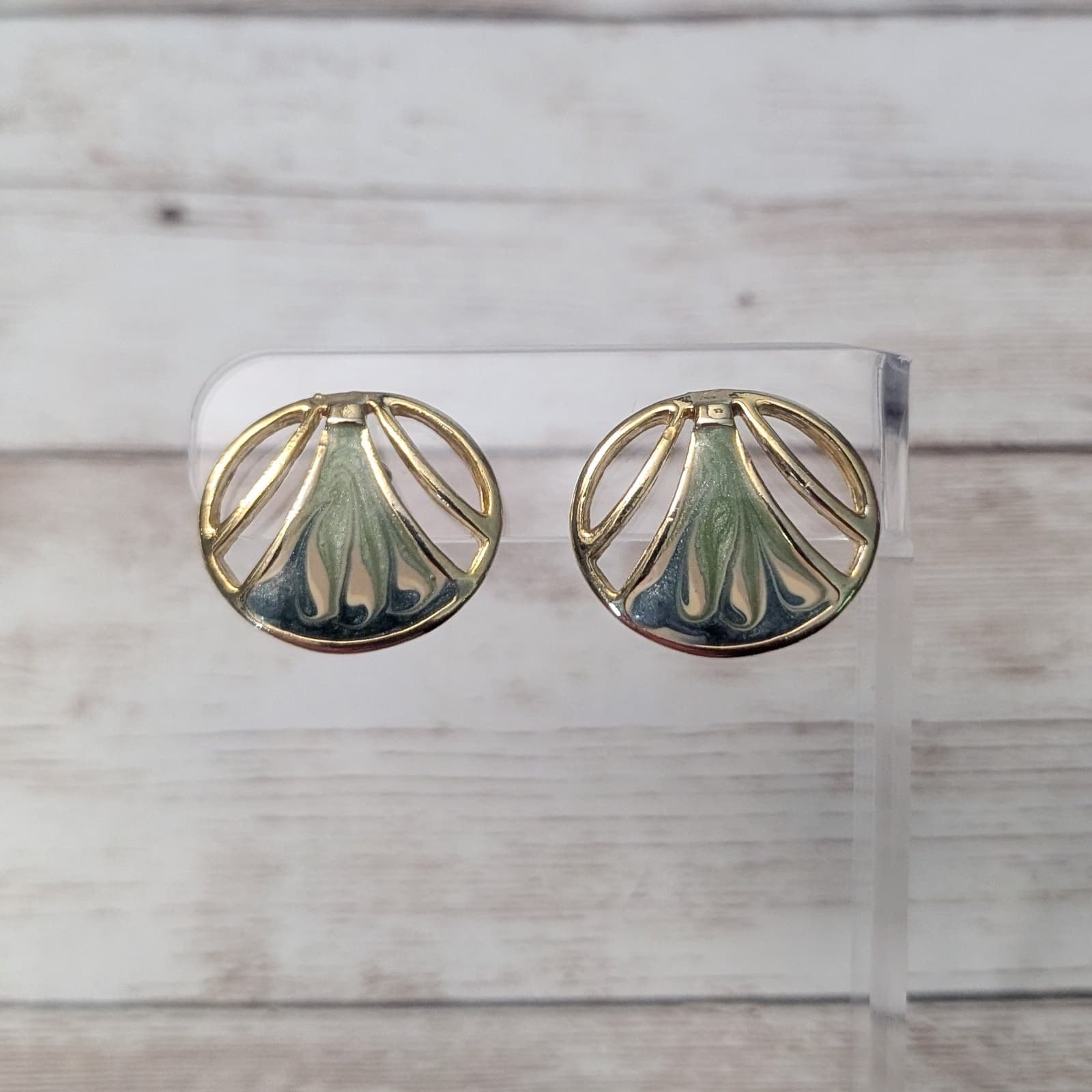Vintage Stud Earrings For Pierced Ears Retro Gold Tone with Cream/Green Tones